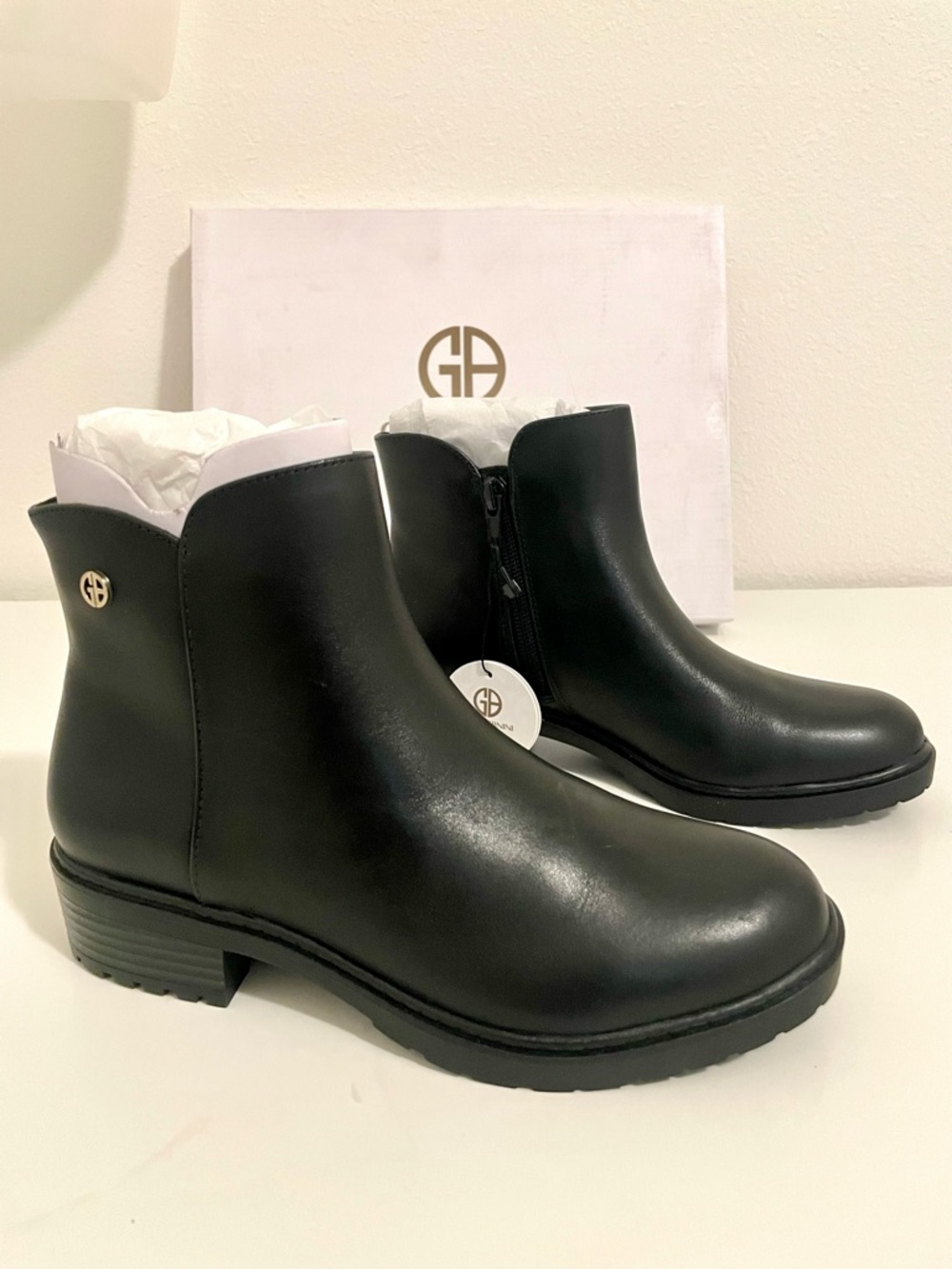 Giani Bernini Briarrl Black Leather Ankle Boots